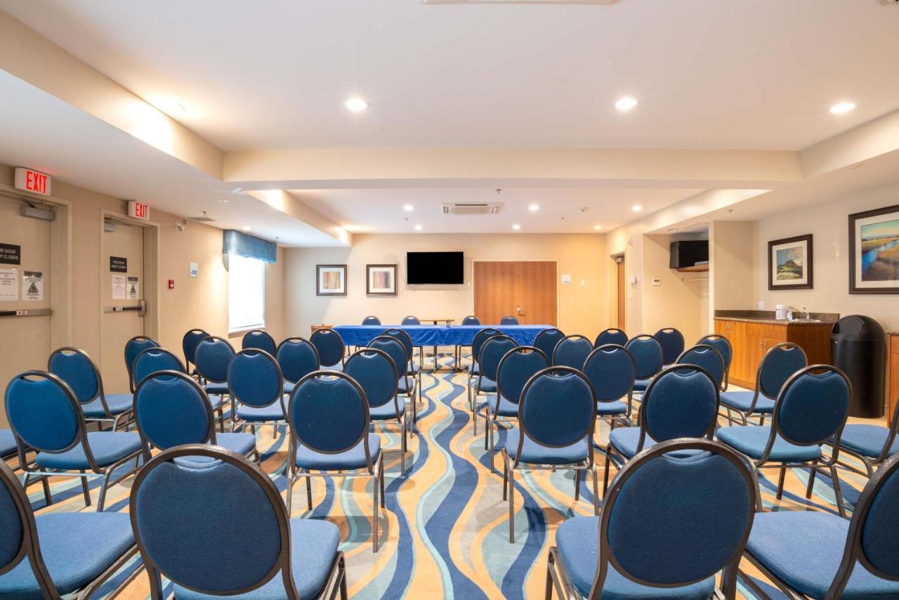Sandman Hotel And Suites Squamish Ngoại thất bức ảnh