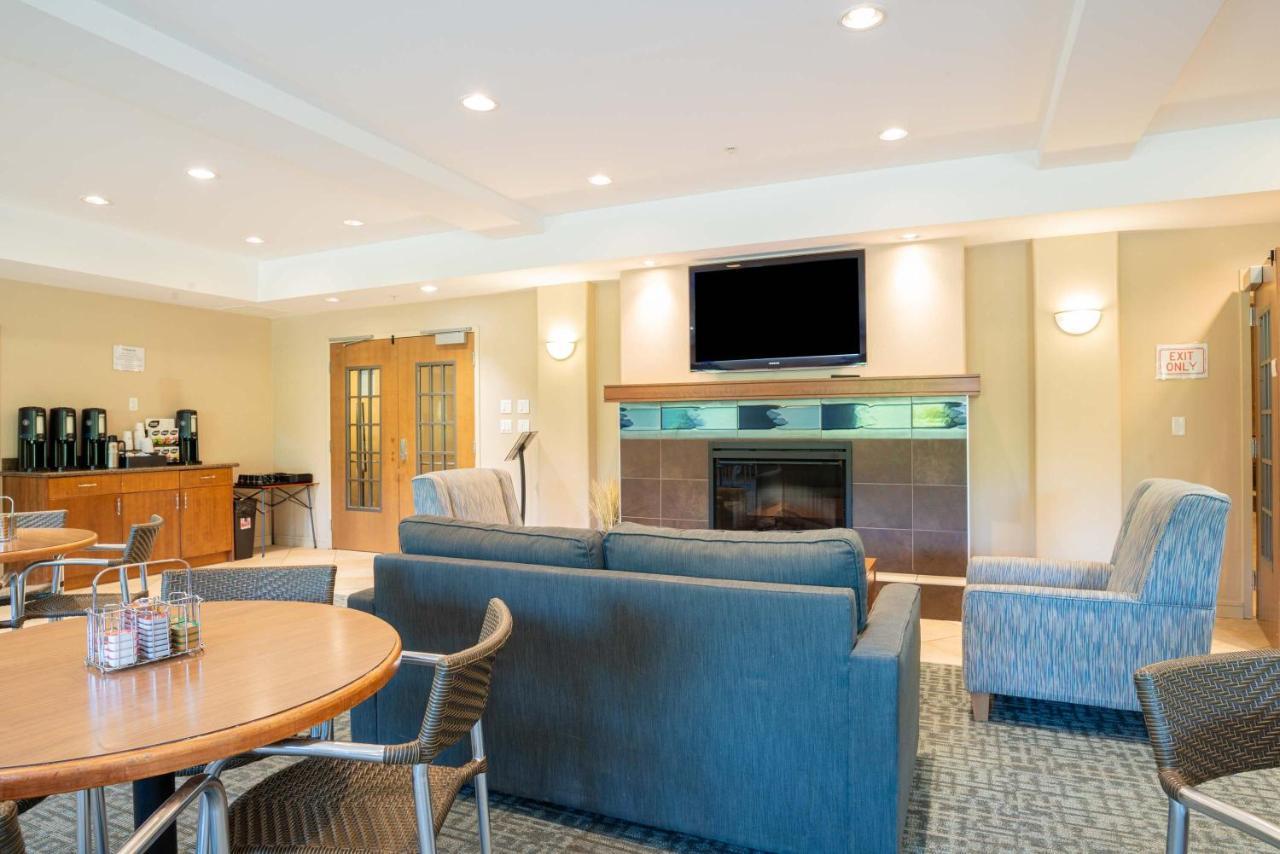 Sandman Hotel And Suites Squamish Ngoại thất bức ảnh